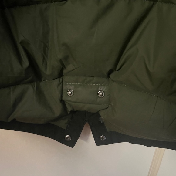 The North Face Women’s Winter Parka - Picture 16 of 16